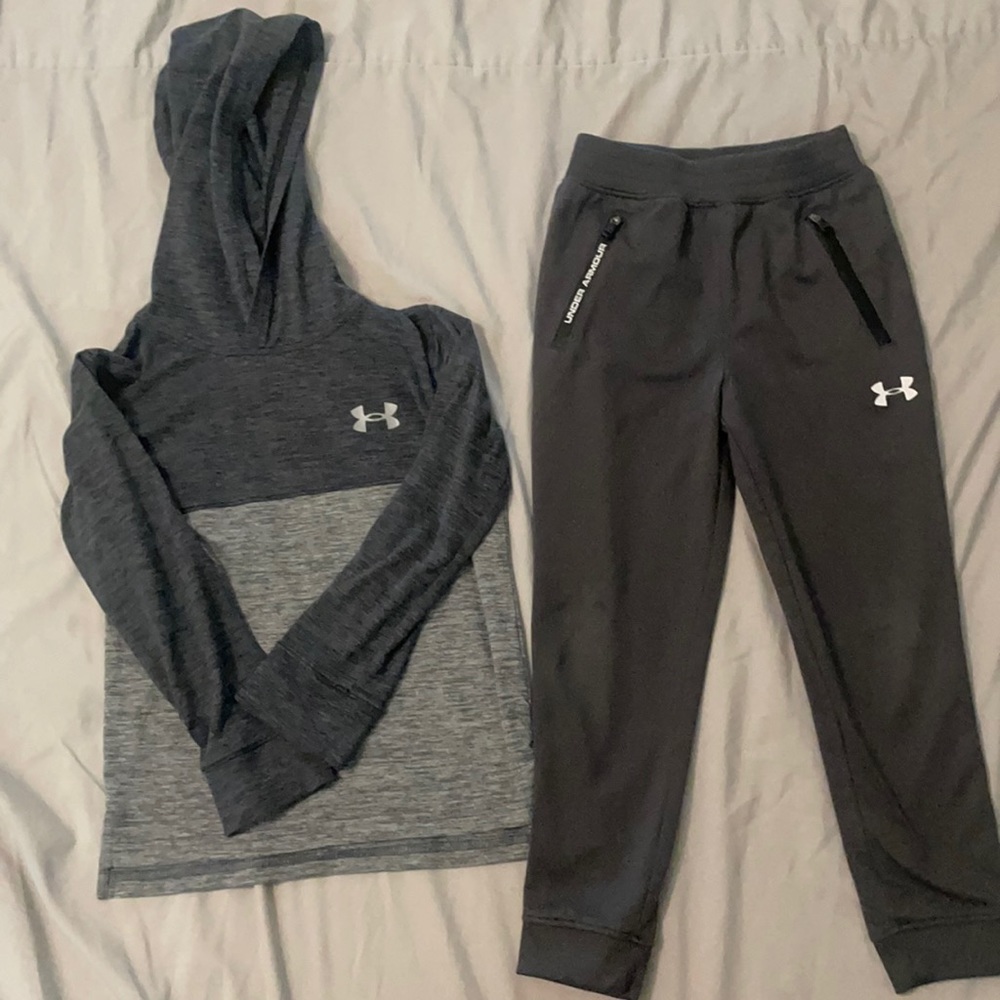 Under armour hooded top and joggers